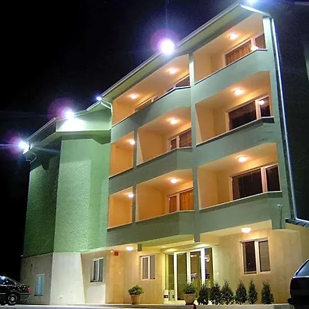 Paralax 2* Varna